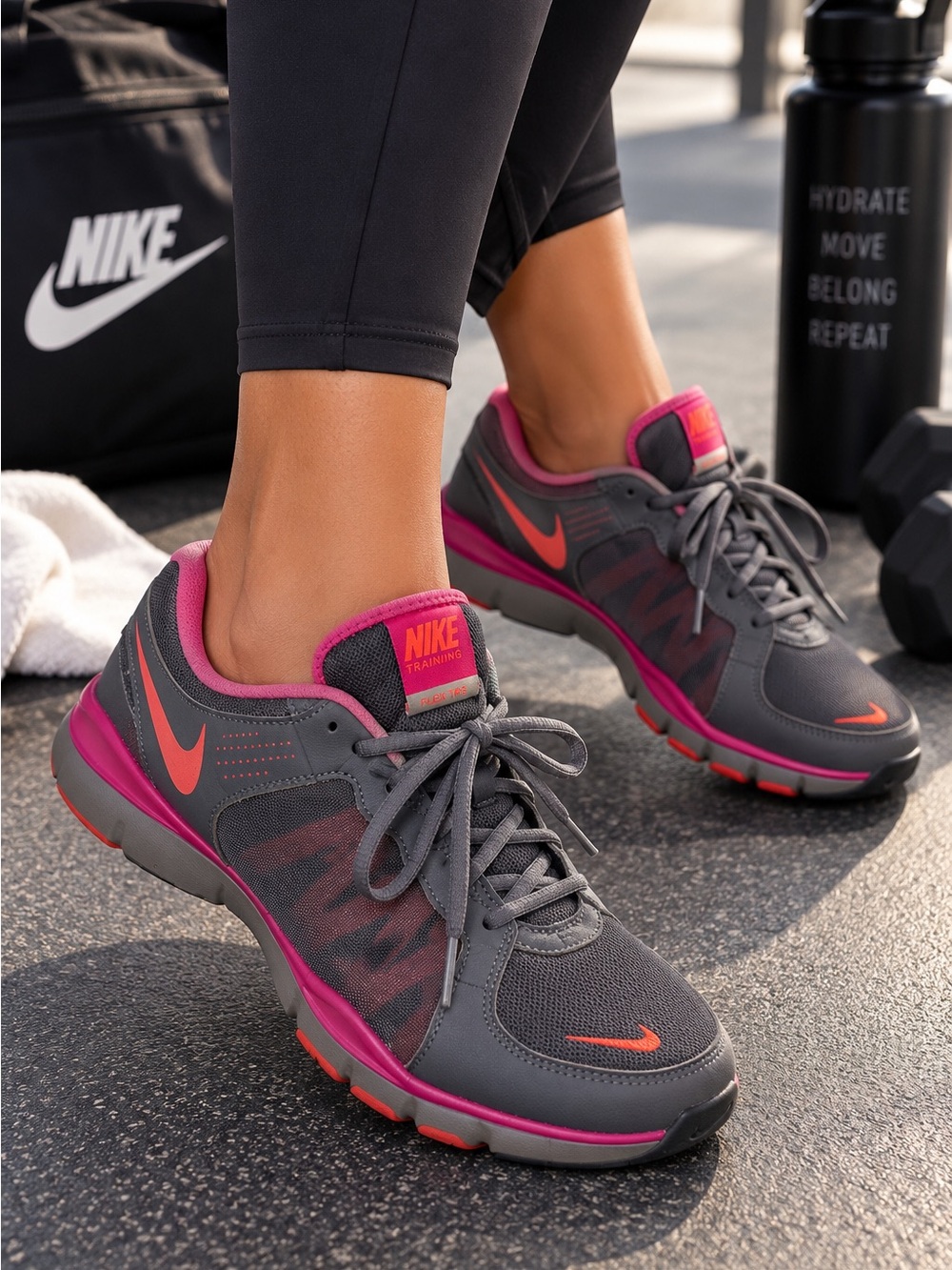 Nike Flex TR 2 Gray Pink Training Shoes Women’s Size 10